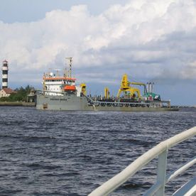 Deepening of the approach route to Berth KS-28 at Kundzinsala Oil Terminal, and dredging works in the water basin adjoining Berths SD-3, SD-4 and SD-5, TSHD Volvox Iberia, 2003